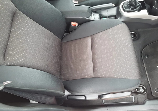 Honda Jazz cena 55900 przebieg: 92000, rok produkcji 2016 z Goleniów małe 704